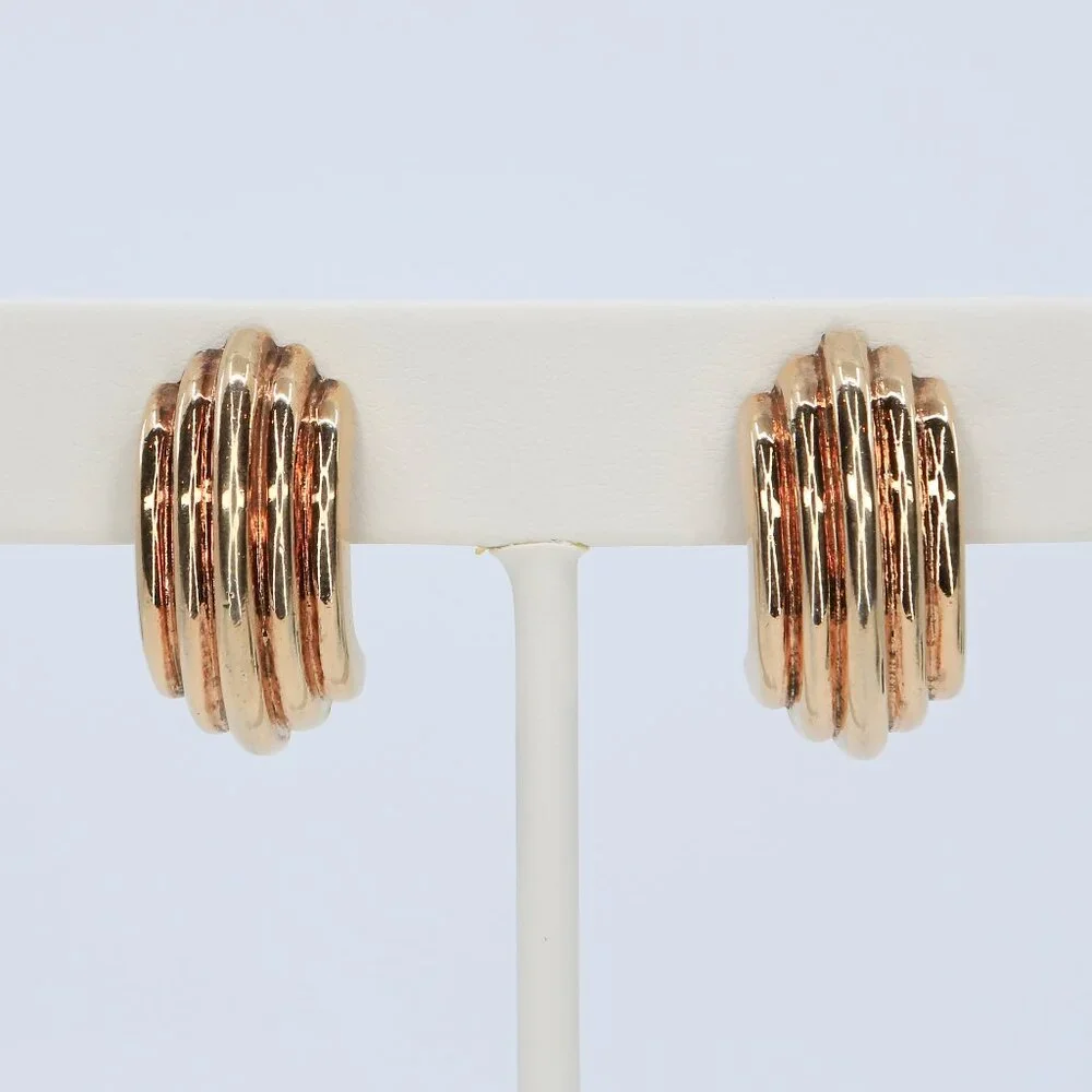 Trifari Art Moderne Gold Toned Trifanium Ribbed Half Hoop Clip-On Earrings 1940s